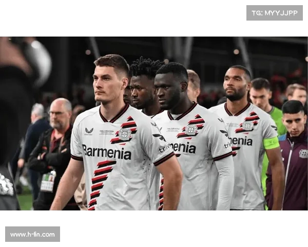 德甲联赛激战正酣各队争夺季后赛名额看本轮比赛焦点对决 德甲联赛激战正酣各队争夺季后赛名额看本轮比赛焦点对决